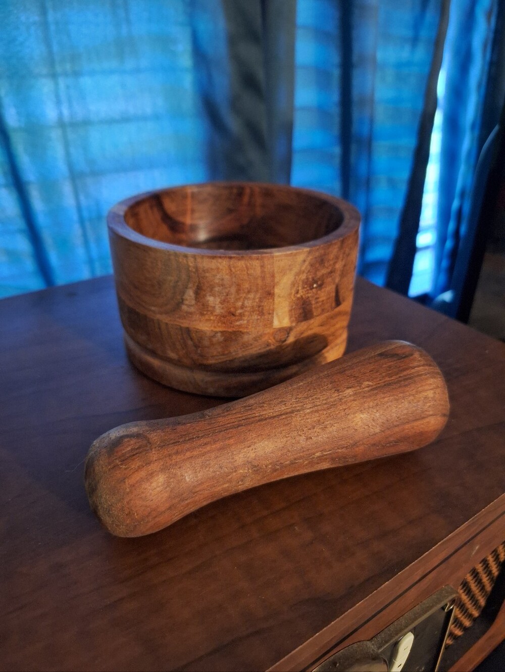 Wooden Mortar and Pestle Set - Natural Brown